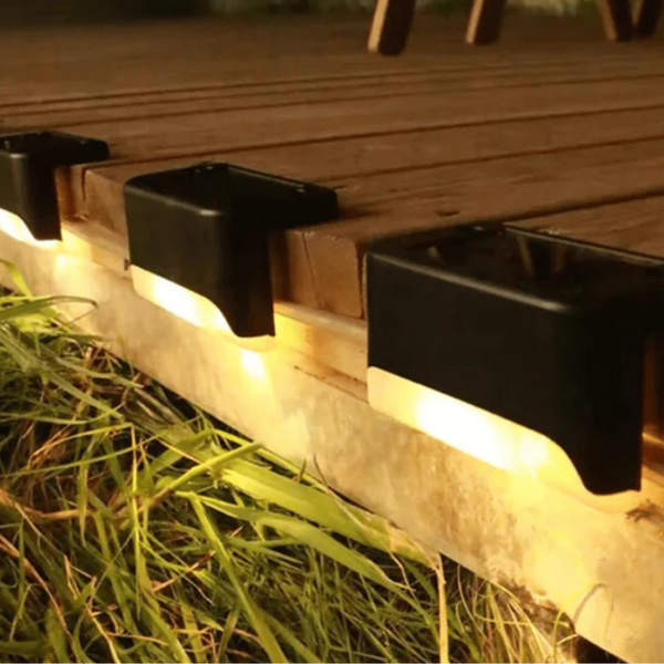 Lampes Solaires  LED – Sécurité et Éclairage Automatique